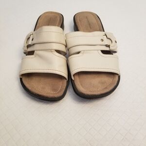 PREDICTIONS Off White Sandals SLIDES Sise 11W
